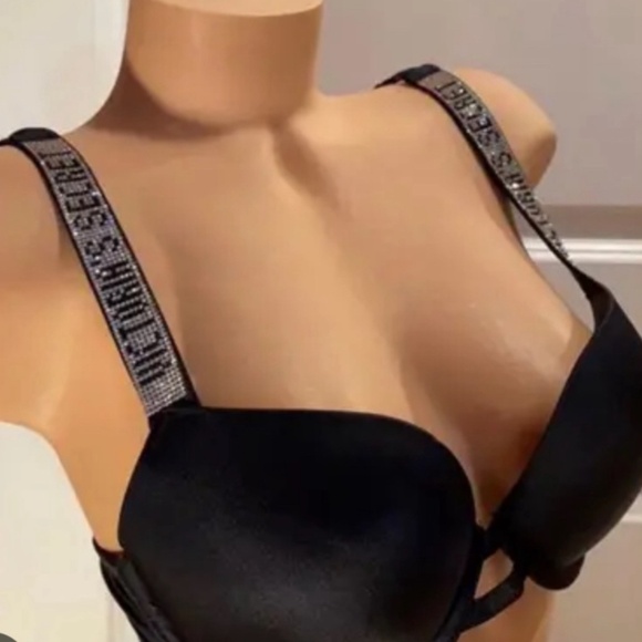 Victoria's Secret black bra - Picture 2 of 4
